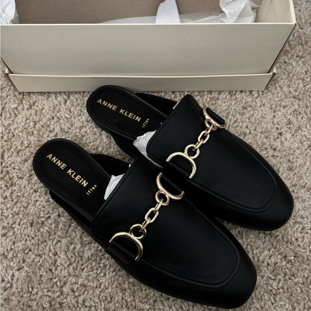 Anne Klein Brooks Mule Loafer Sz 7
